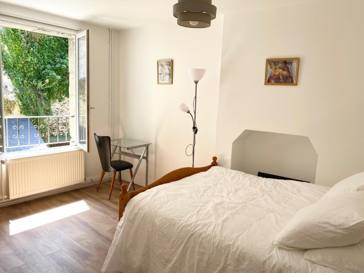 La Maison Des Remparts - Gite 3 Etoiles Pour 8 Pers A Loches Ngoại thất bức ảnh