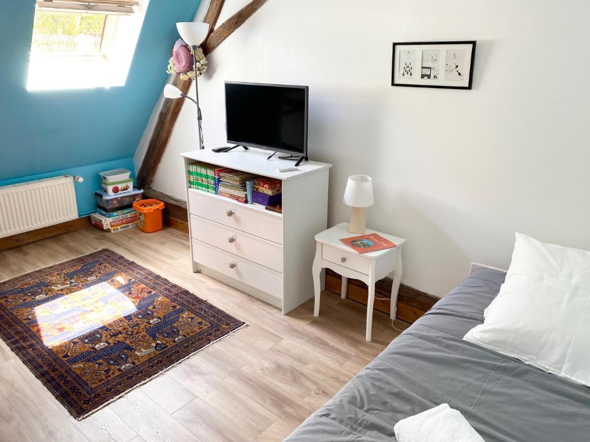 La Maison Des Remparts - Gite 3 Etoiles Pour 8 Pers A Loches Ngoại thất bức ảnh