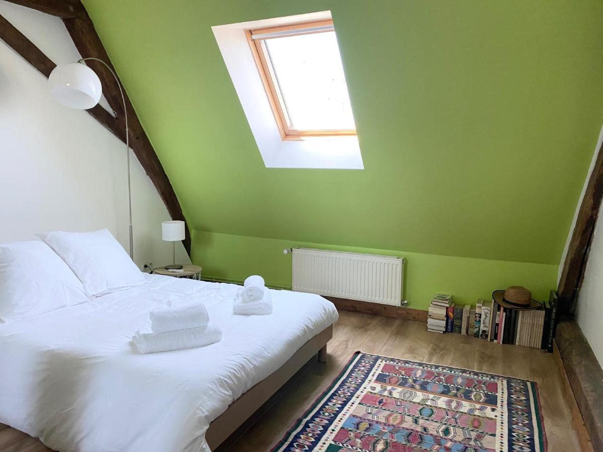 La Maison Des Remparts - Gite 3 Etoiles Pour 8 Pers A Loches Ngoại thất bức ảnh